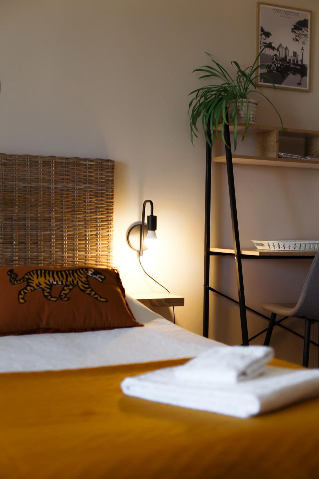 Studio Avec Parking Vue Sur La Cite De Каркасон Екстериор снимка